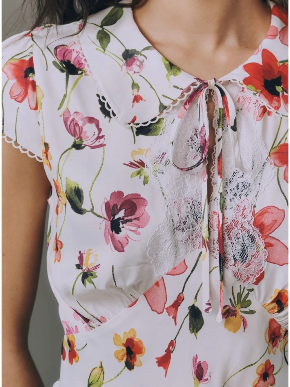 Anthropologie by Anthropologie Floral Lace Trim Cap Sleeve Blouse - Picture 2 of 8
